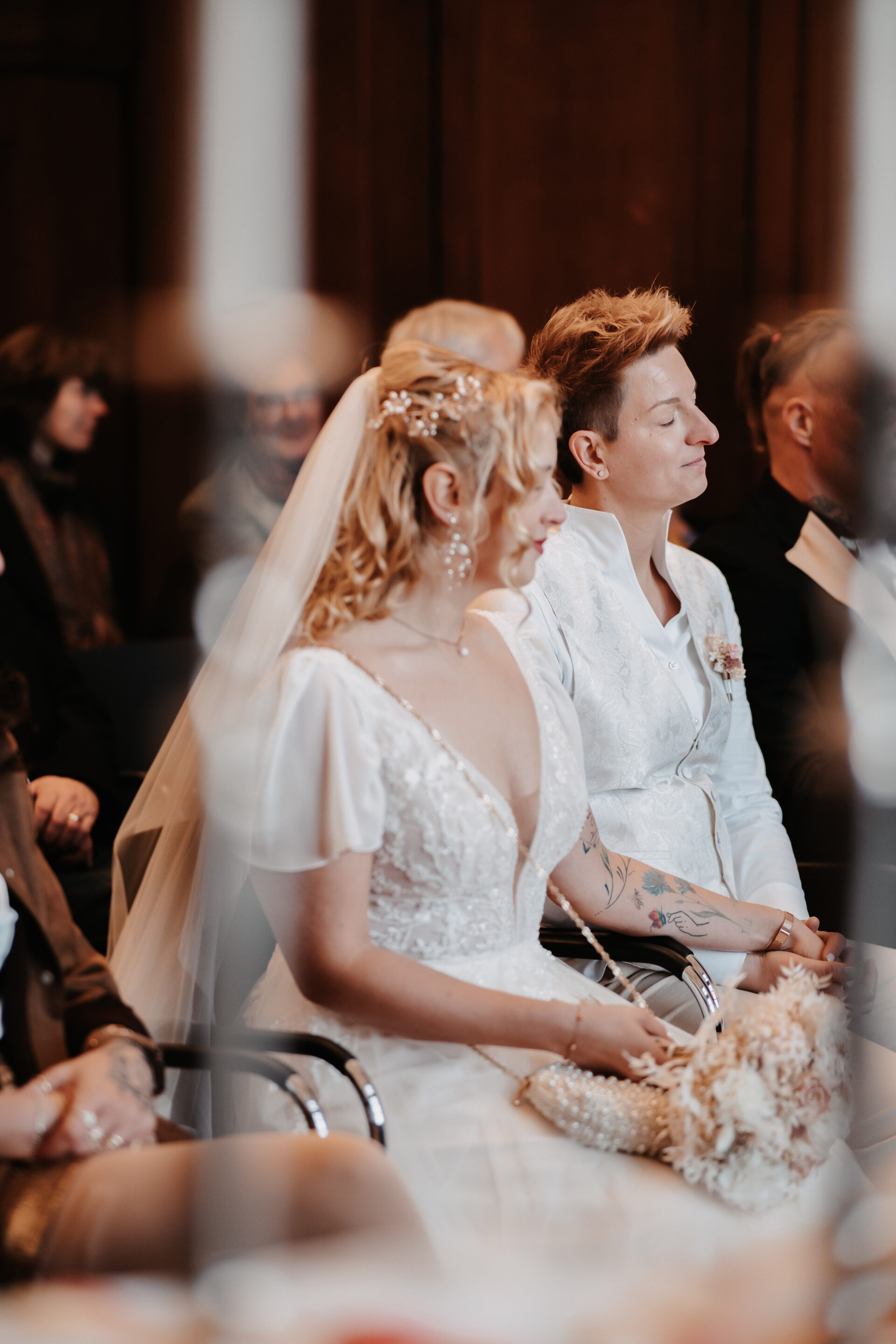 getting ready Bräutigam Burg Bergerhausen 